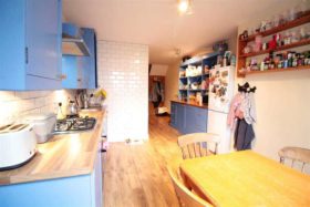 4 bedroom Terraced t...